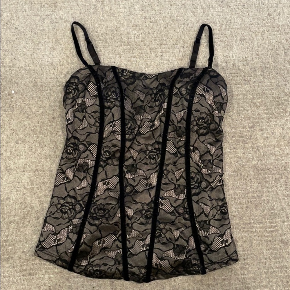 Women’s Lace Tank Top